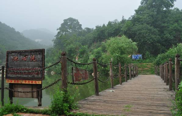 凤山温泉度假村游玩攻略_村却国际温泉酒店_凤村有什么好玩的景点