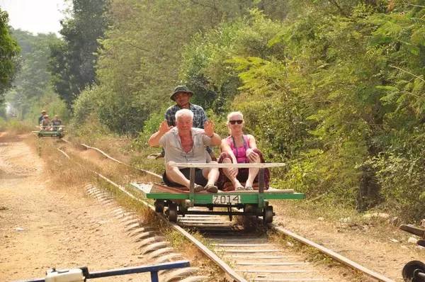 国外便宜的旅游景点_便宜国外旅游的地方_国外便宜的旅游