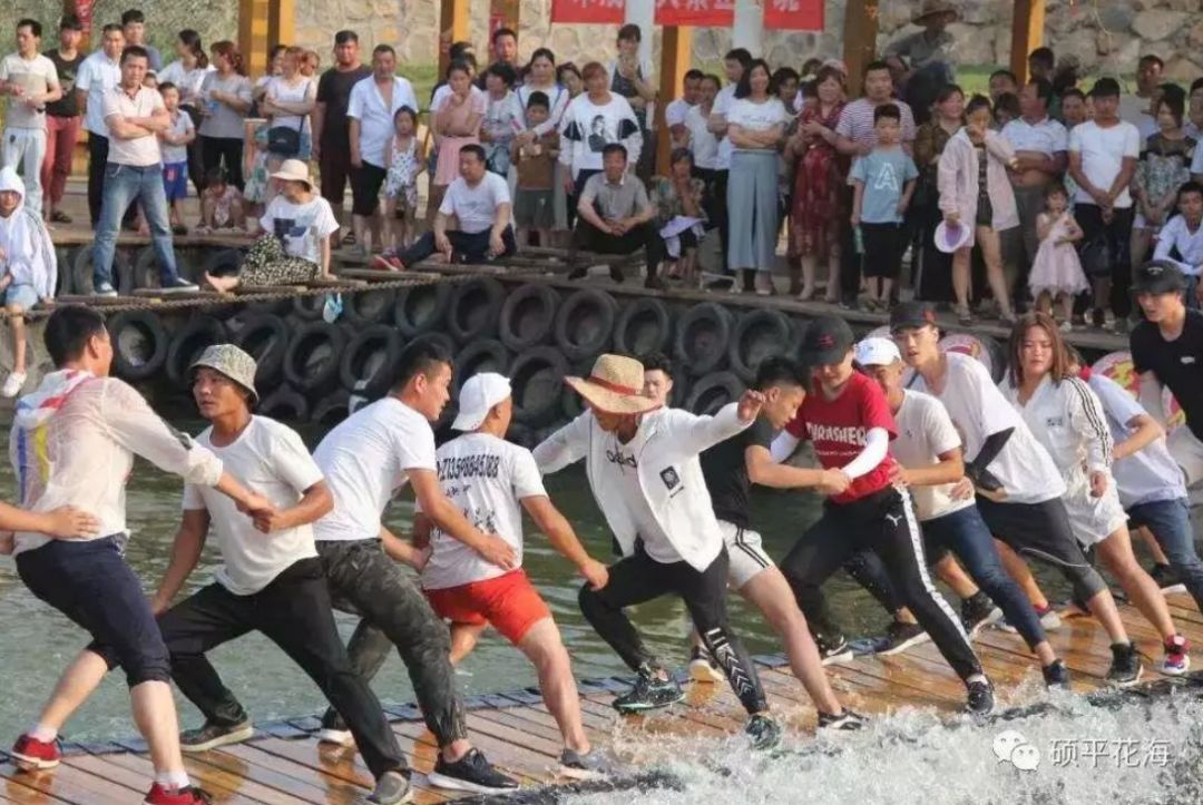 烟台海边沙滩_烟台海滩景点_烟台金沙滩海上嘉年华游玩攻略