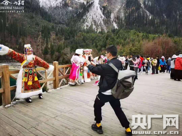 春节国外旅游哪天气好_春节国外旅游哪里好_春节国外旅游便宜