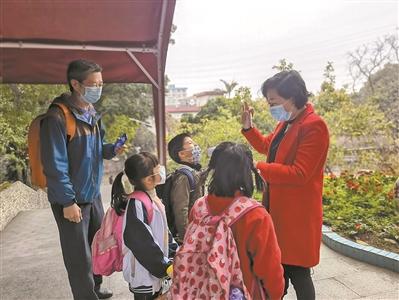 信阳 出国 旅游_寒假短期出国交流有用吗_寒假出国旅游推荐