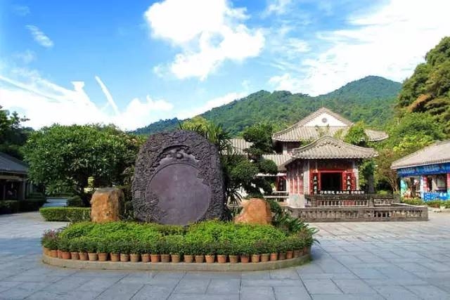 肇庆九龙湖风景区门票价格_肇庆九龙湖旅游攻略_肇庆九龙湖门票多少钱