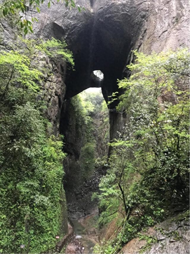 恩施重庆自驾游攻略_恩施到重庆中途旅游景点_重庆到恩施旅游攻略