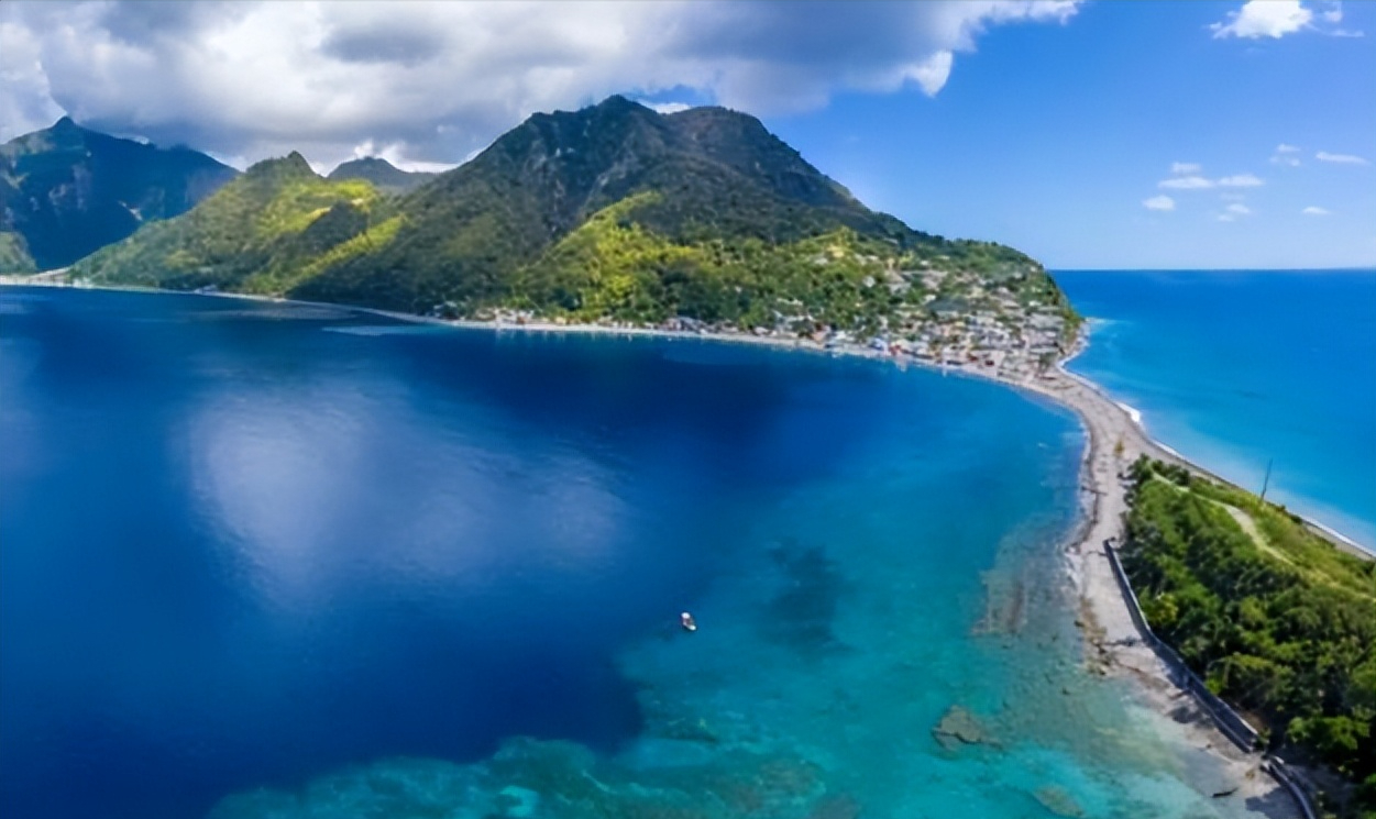 十月国外旅游推荐_10月国内外最佳旅游地点_十月份适合去哪里旅游国外