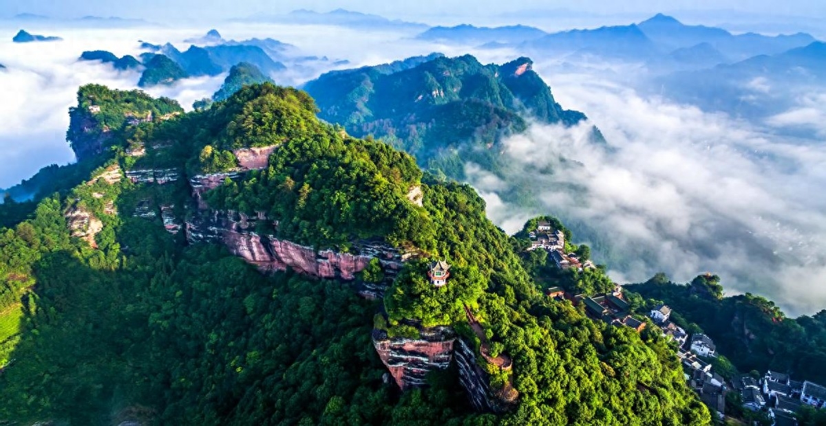 黄山市附近好玩的景点_黄山附近著名景点_黄山附近好玩的景点