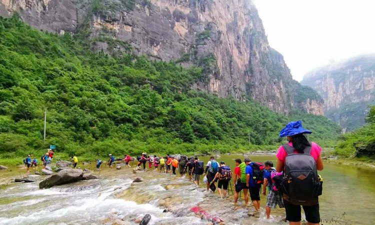 自驾游河南郭亮村旅游攻略_河南省郭亮村旅游_河南辉县郭亮村旅游攻略