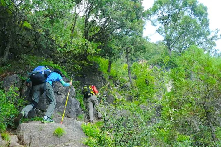 河南辉县郭亮村旅游攻略_自驾游河南郭亮村旅游攻略_河南省郭亮村旅游