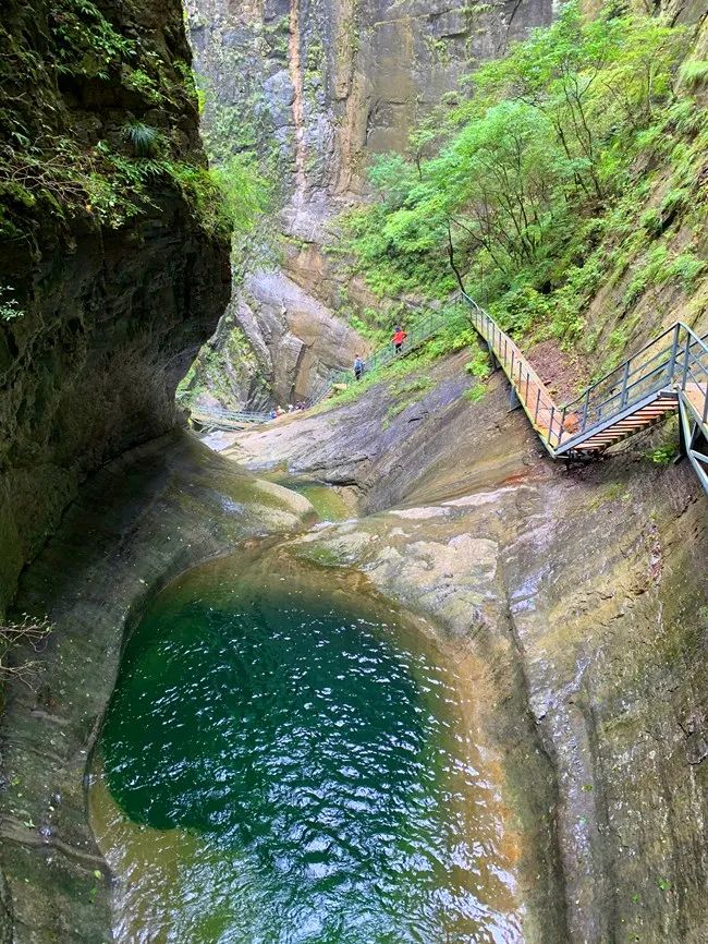 自驾游河南郭亮村旅游攻略_河南省郭亮村旅游_河南辉县郭亮村旅游攻略