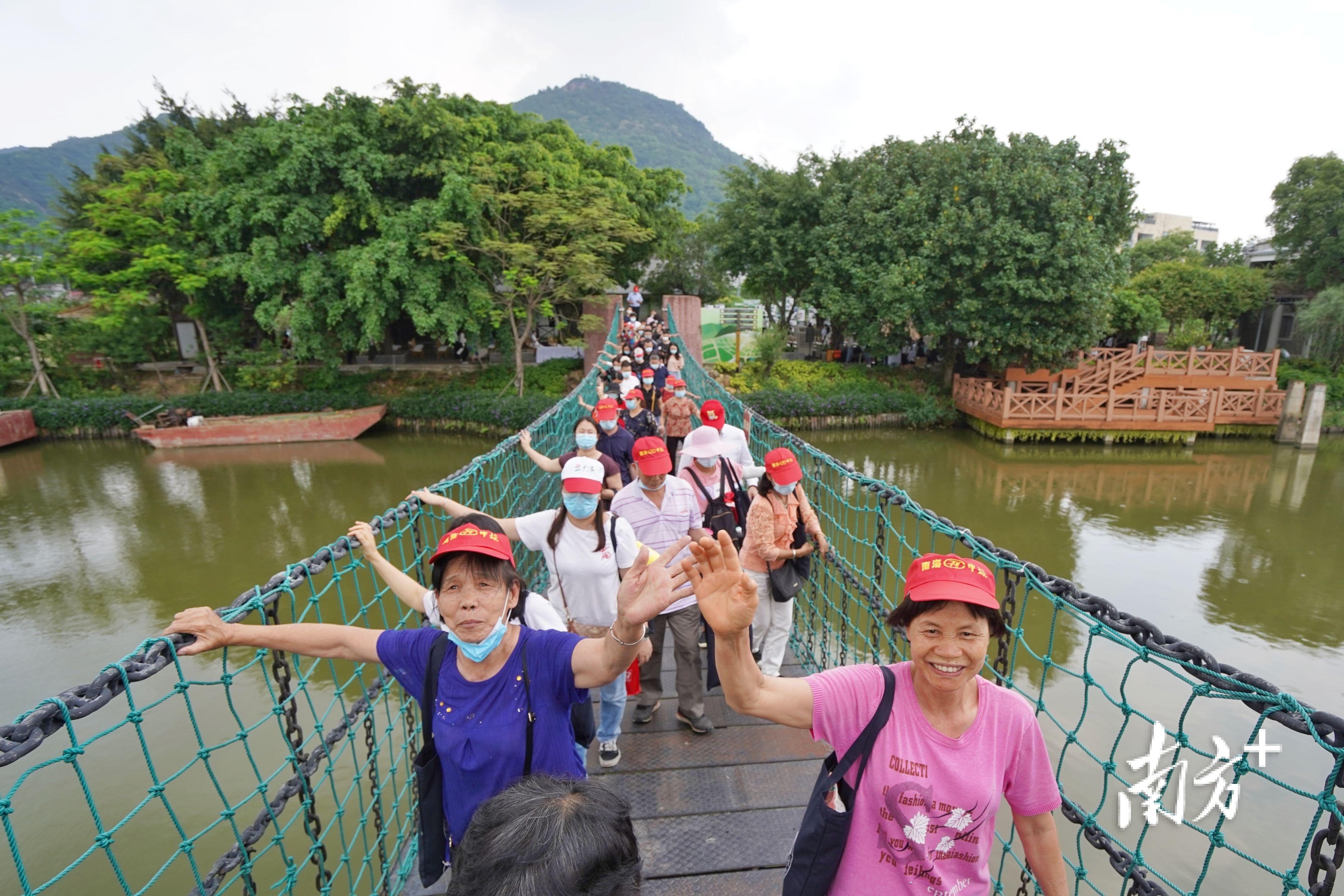 春节出国旅游去哪好_广州春节去哪里旅游好_春节带孩子去哪里旅游好