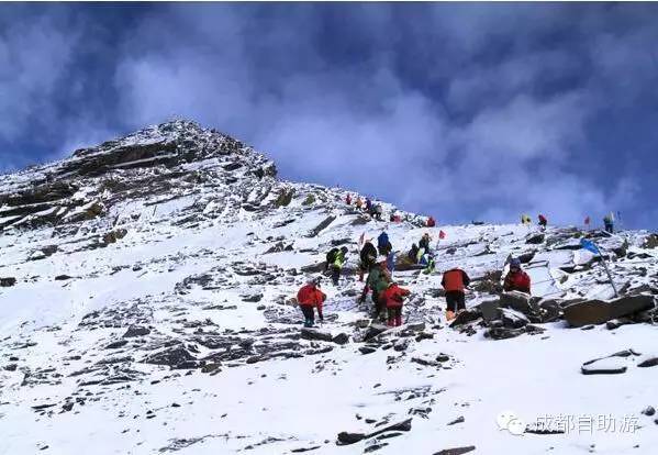 峨眉山冬季一日游攻略_冬季峨眉山旅游攻略及费用_峨眉山旅游攻略冬季