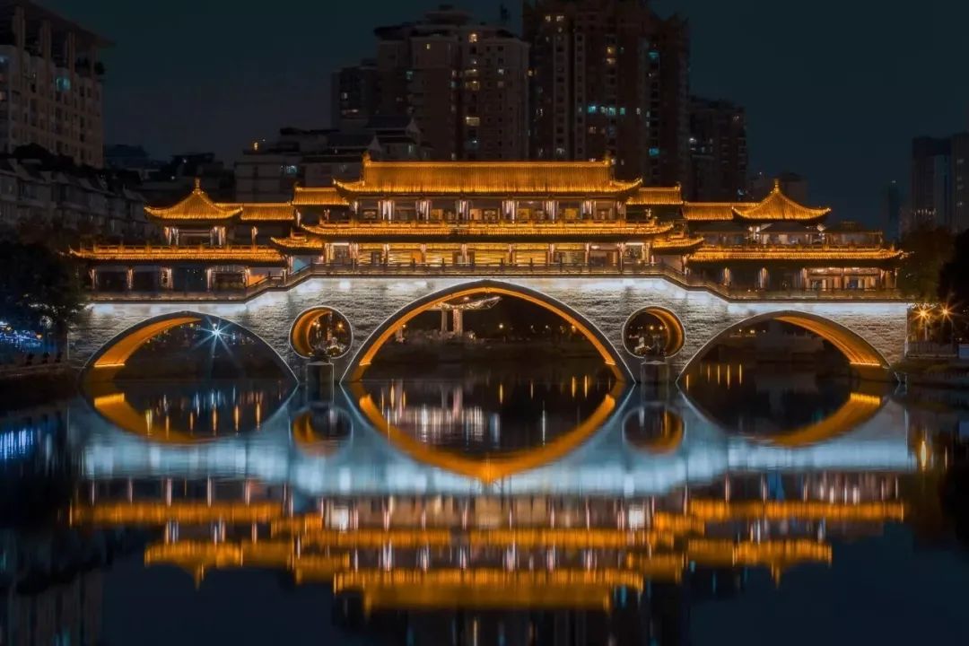 成都市内旅游攻略景点必去_成都城里的旅游景点_成都城市景点推荐