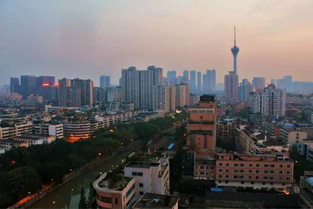 成都城市景点推荐_成都城市旅游攻略_成都市内旅游攻略景点必去